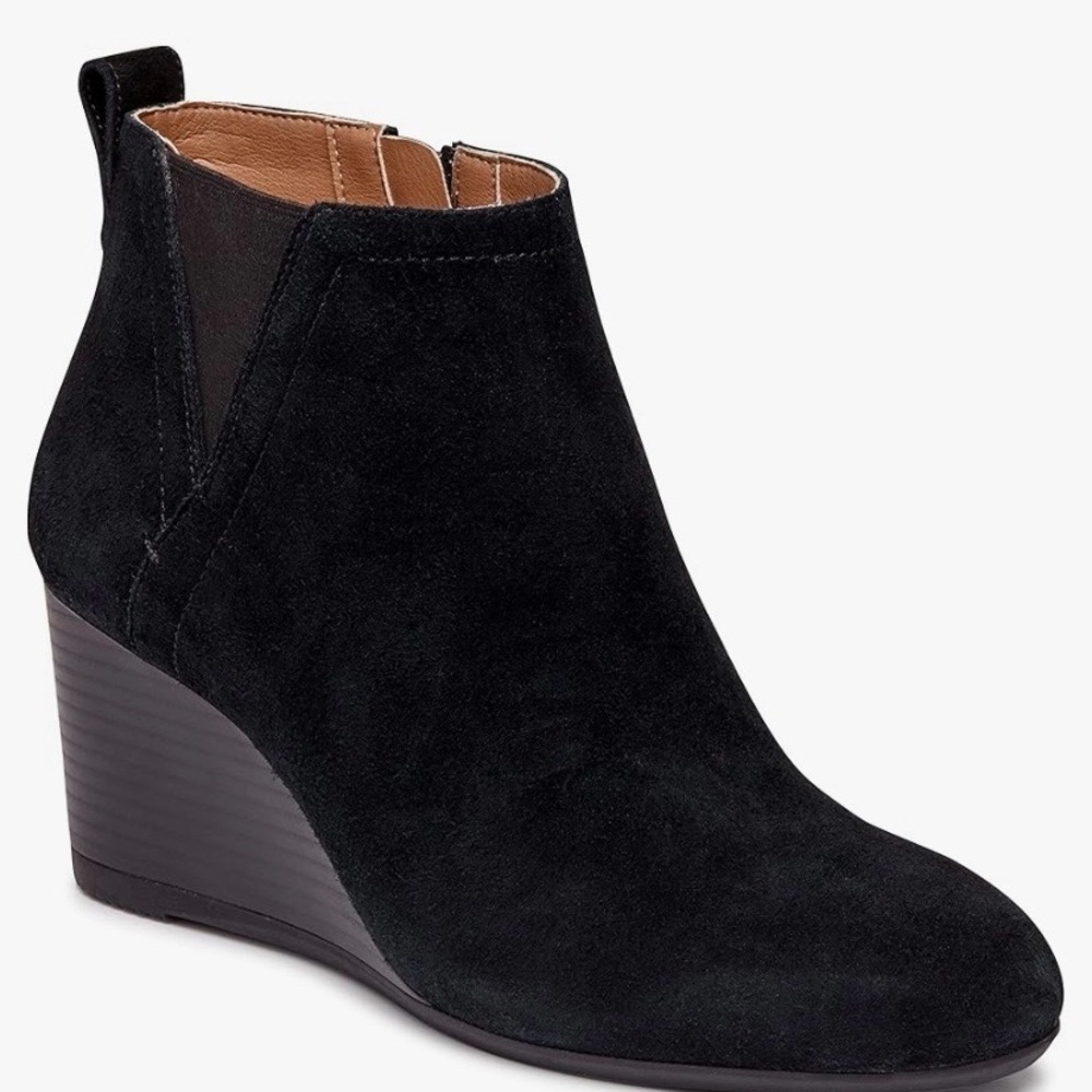 Vionic Paloma Black Suede Wedge boots, size 7